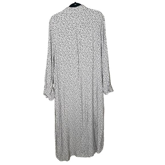 Aura Button Down Shirt Dress Sz Medium Collared Animal Print Long Sleeve Splits - Picture 3 of 10